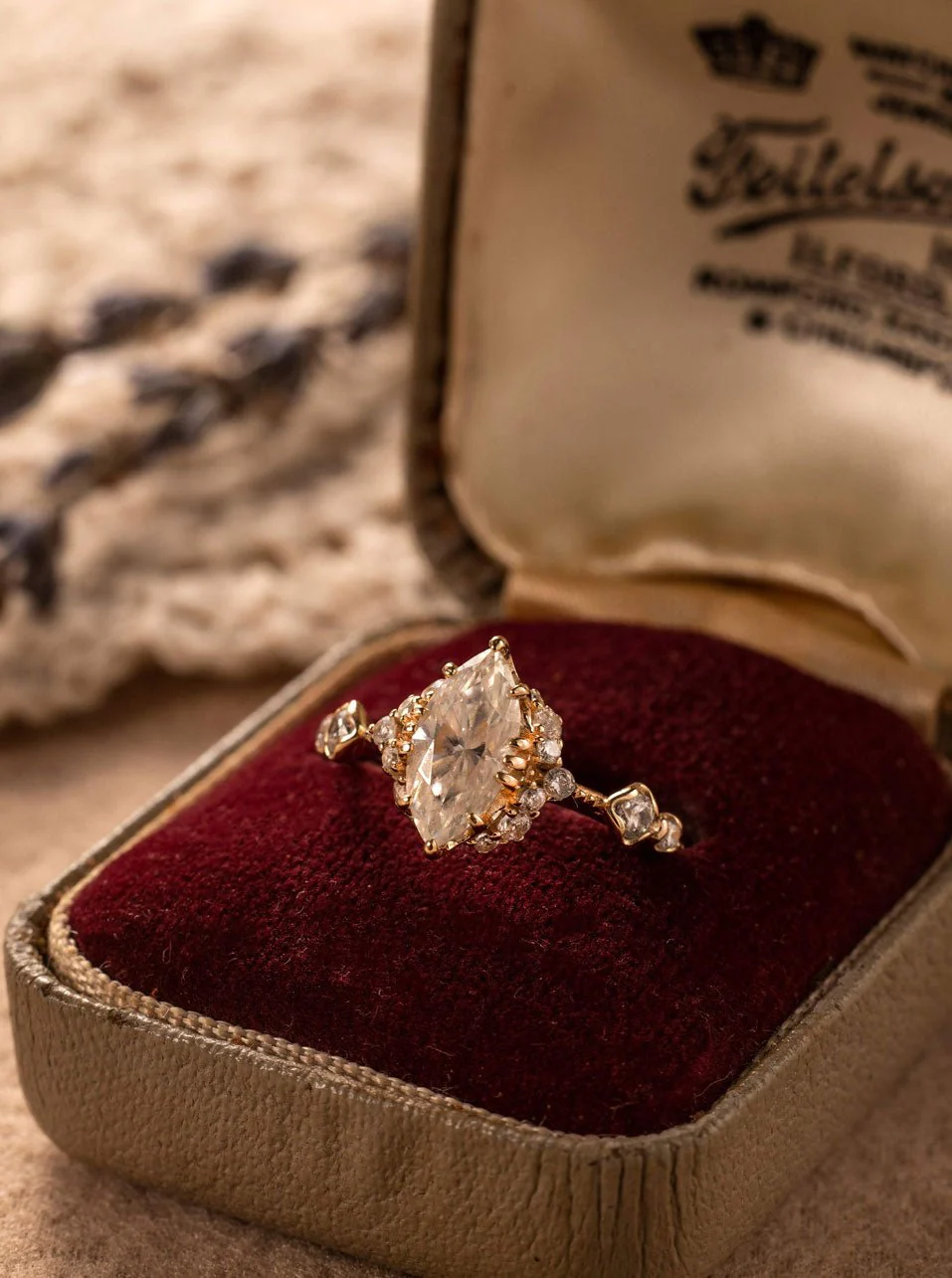 Cupid Moissanite Band - Image 3